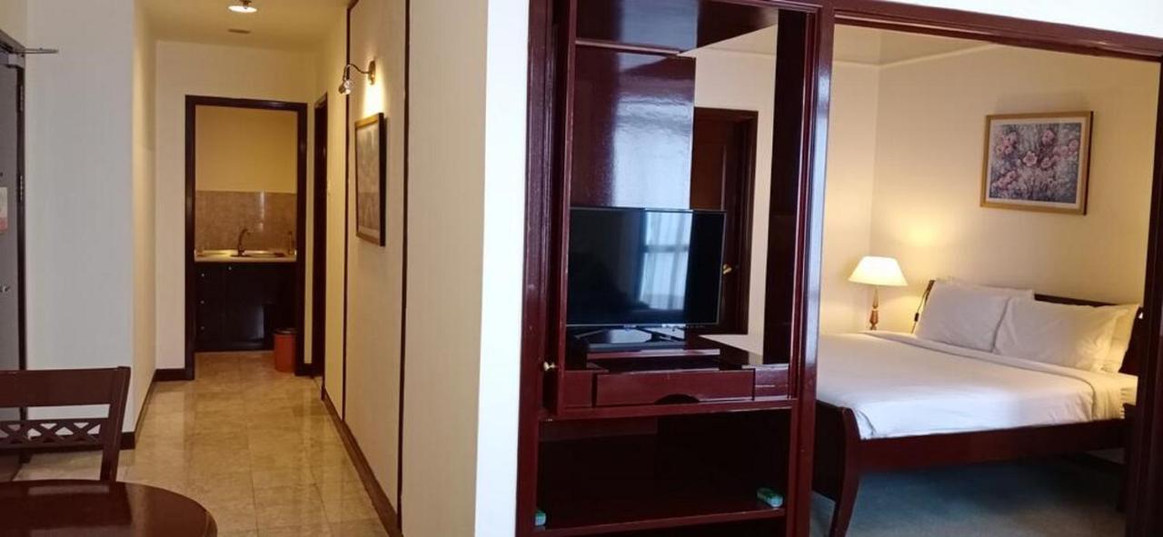 Victory Apartment Berjaya Times Square Kl Куала-Лумпур Екстер'єр фото