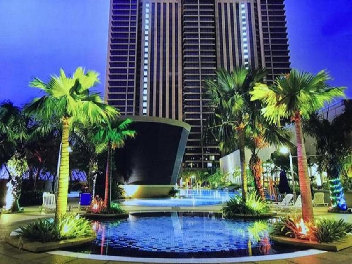 Victory Apartment Berjaya Times Square Kl Куала-Лумпур Екстер'єр фото