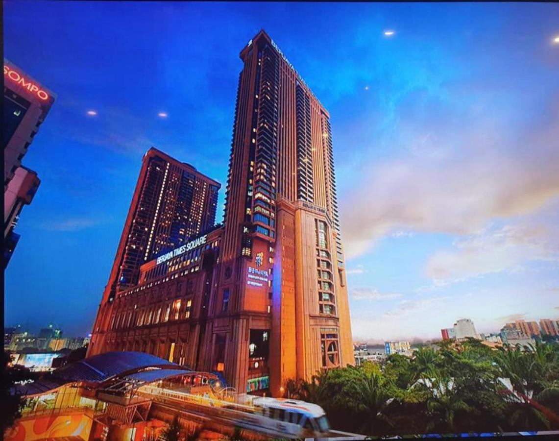Victory Apartment Berjaya Times Square Kl Куала-Лумпур Екстер'єр фото