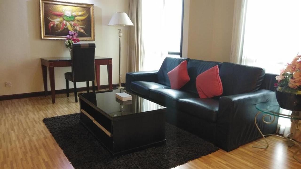 Victory Apartment Berjaya Times Square Kl Куала-Лумпур Екстер'єр фото