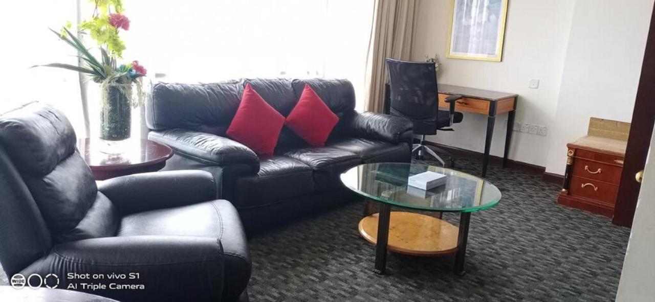 Victory Apartment Berjaya Times Square Kl Куала-Лумпур Екстер'єр фото