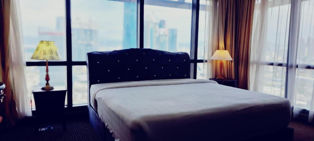 Victory Apartment Berjaya Times Square Kl Куала-Лумпур Екстер'єр фото